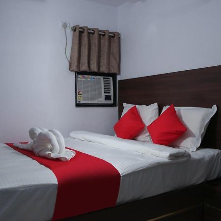 Hotel Apple Inn นาวีมุมไบ ภายนอก รูปภาพ