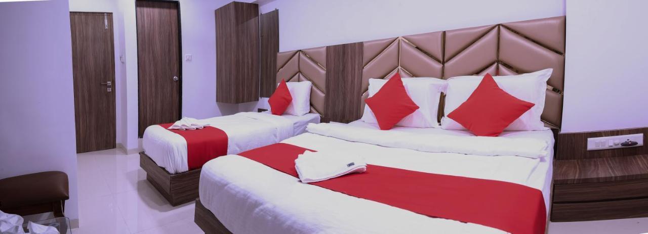 Hotel Apple Inn นาวีมุมไบ ภายนอก รูปภาพ